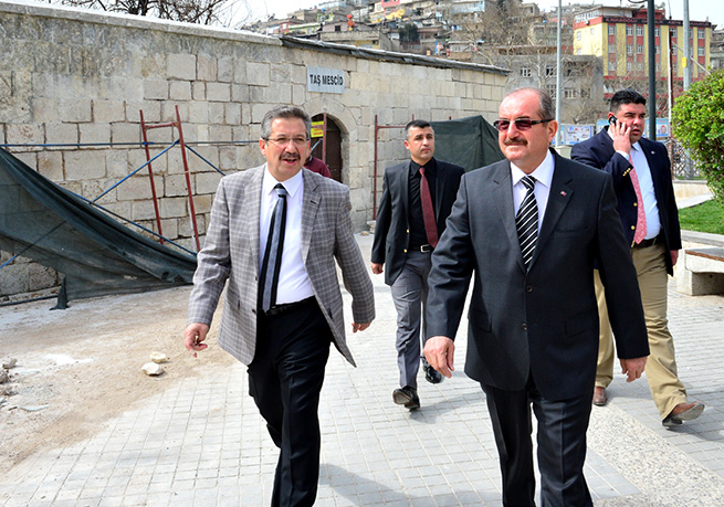 Restorasyon Çalışmalarını Yerinde İncelendiler 5