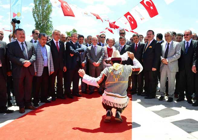 Siyasetin Nabzı Maraş Günlerinde Attı 13