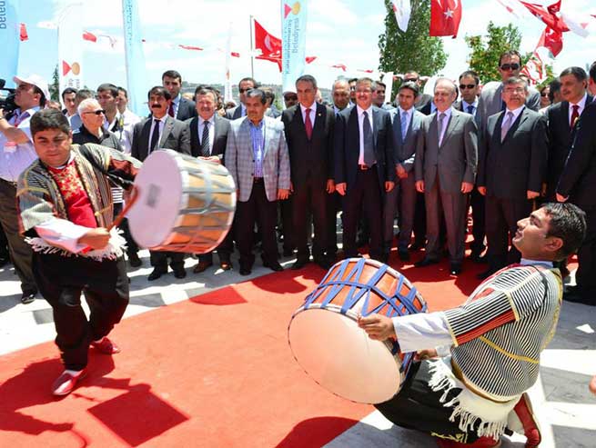 Siyasetin Nabzı Maraş Günlerinde Attı 15