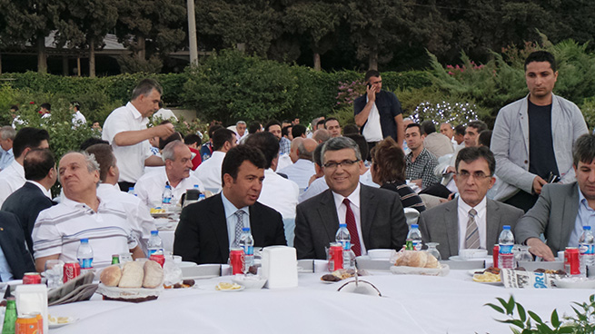 Siyaset Ve İş Dünyası Kmtso İftarında Buluştu 14