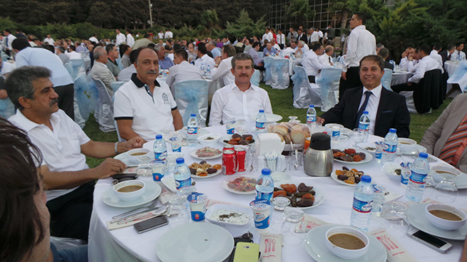 Siyaset Ve İş Dünyası Kmtso İftarında Buluştu 19