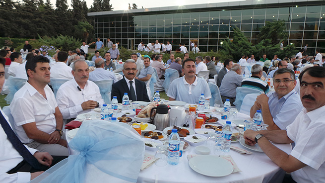 Siyaset Ve İş Dünyası Kmtso İftarında Buluştu 26