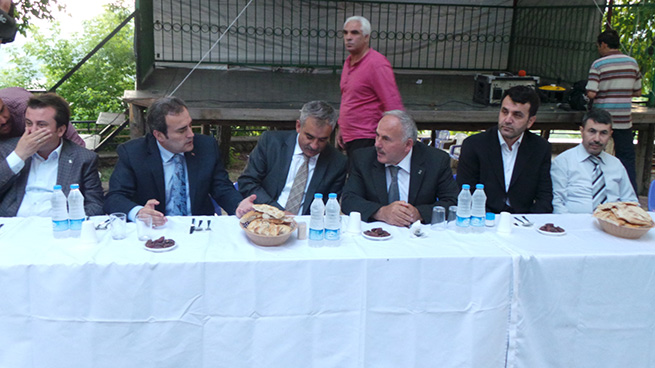 Mahir Ünal Andırın’da İftara Katıldı 9