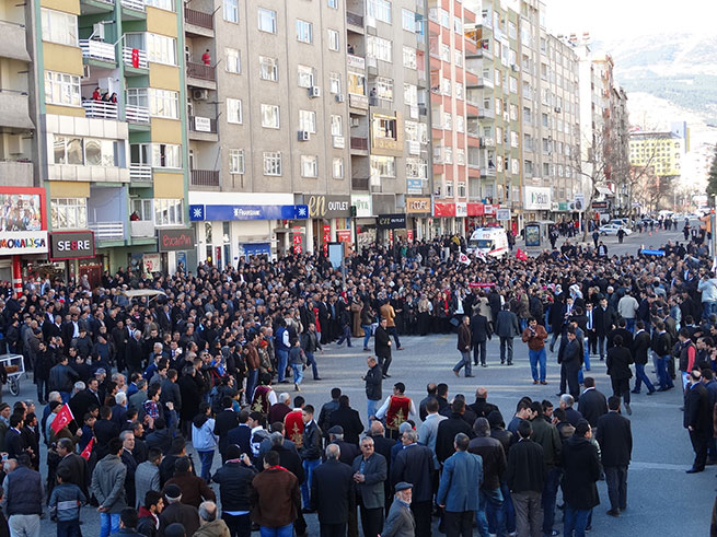 Miting Gibi Seçim Bürosu Açılışı… 10