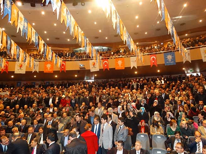 Ak Kadro Büyük Bir Törenle Tanıtıldı 2