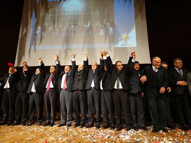 Ak Kadro Büyük Bir Törenle Tanıtıldı 38