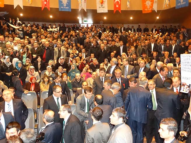 Ak Kadro Büyük Bir Törenle Tanıtıldı 5