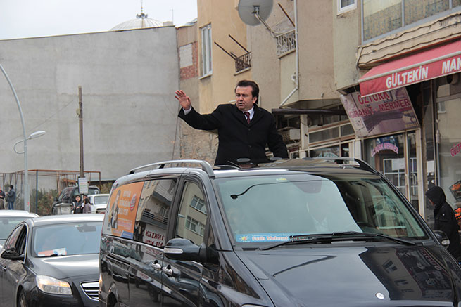 Ak Kadrolara Afşin’de Sevgi Seli 1