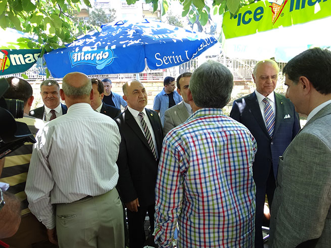 Valilik Bahçesinde Bayramlaşma 27