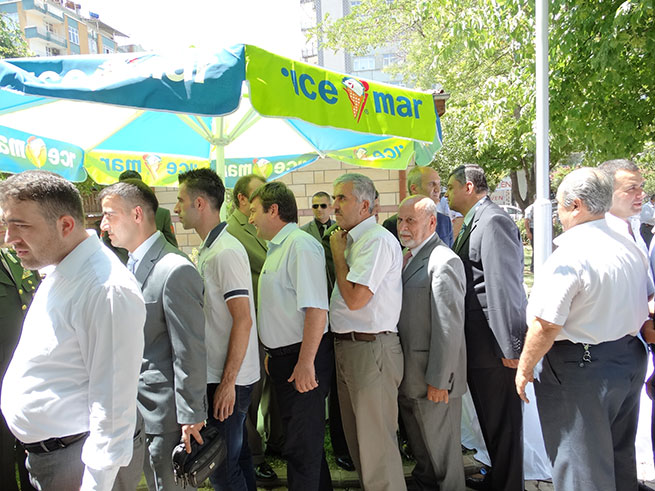 Valilik Bahçesinde Bayramlaşma 4