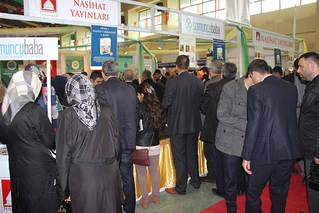 Erkoç: “Şairler Başkentine Yaraşır Bir Fuar Oldu” 24