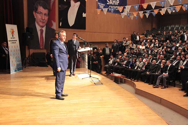 DOĞAN: “YENİ ANAYASA İÇİN 8 MİLLETVEKİLİ” 106