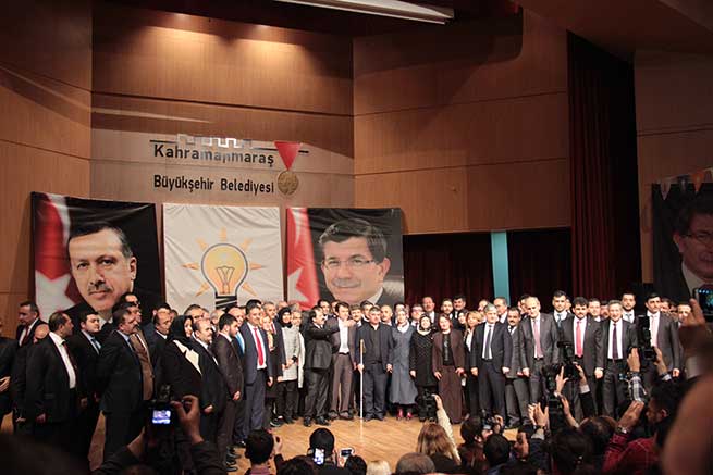 DOĞAN: “YENİ ANAYASA İÇİN 8 MİLLETVEKİLİ” 116