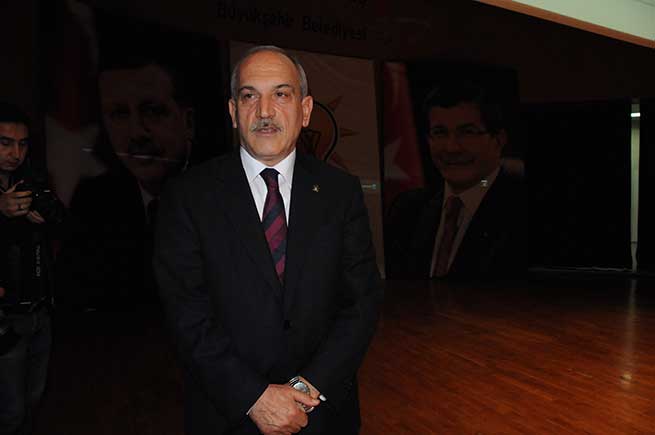 DOĞAN: “YENİ ANAYASA İÇİN 8 MİLLETVEKİLİ” 2