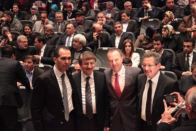 DOĞAN: “YENİ ANAYASA İÇİN 8 MİLLETVEKİLİ” 22