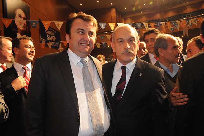 DOĞAN: “YENİ ANAYASA İÇİN 8 MİLLETVEKİLİ” 3