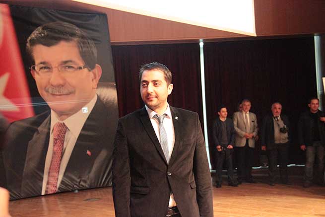 DOĞAN: “YENİ ANAYASA İÇİN 8 MİLLETVEKİLİ” 48