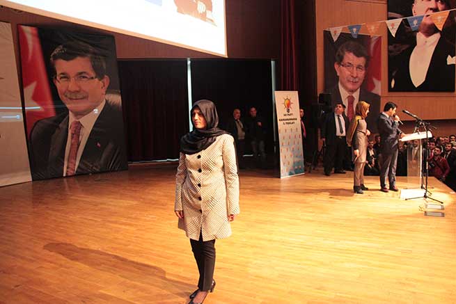 DOĞAN: “YENİ ANAYASA İÇİN 8 MİLLETVEKİLİ” 53