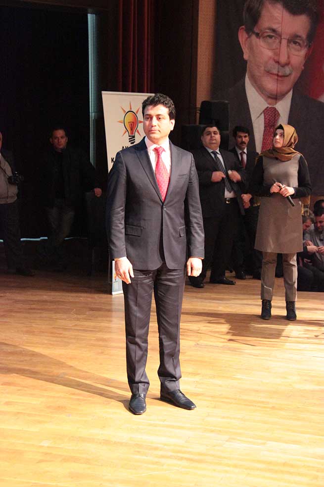 DOĞAN: “YENİ ANAYASA İÇİN 8 MİLLETVEKİLİ” 61