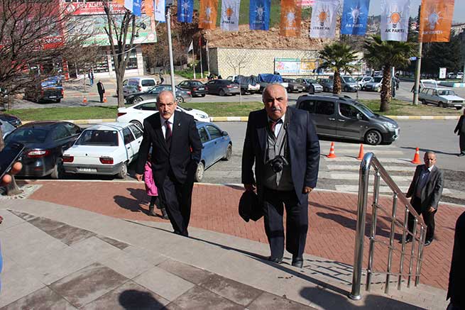 DOĞAN: “YENİ ANAYASA İÇİN 8 MİLLETVEKİLİ” 7