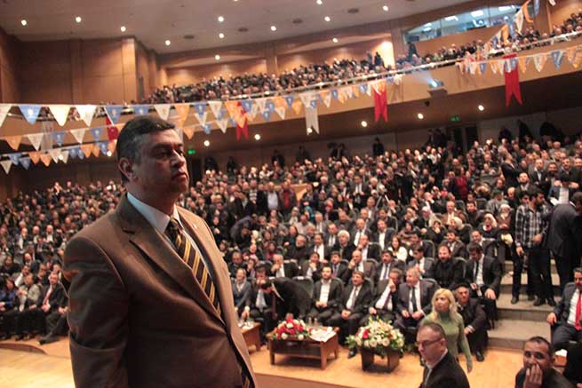 DOĞAN: “YENİ ANAYASA İÇİN 8 MİLLETVEKİLİ” 72