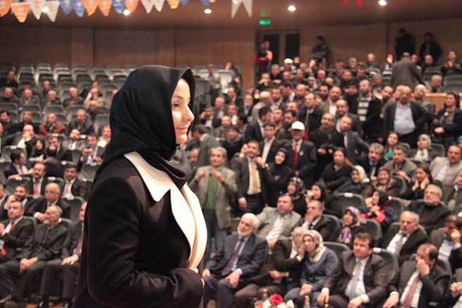 DOĞAN: “YENİ ANAYASA İÇİN 8 MİLLETVEKİLİ” 97