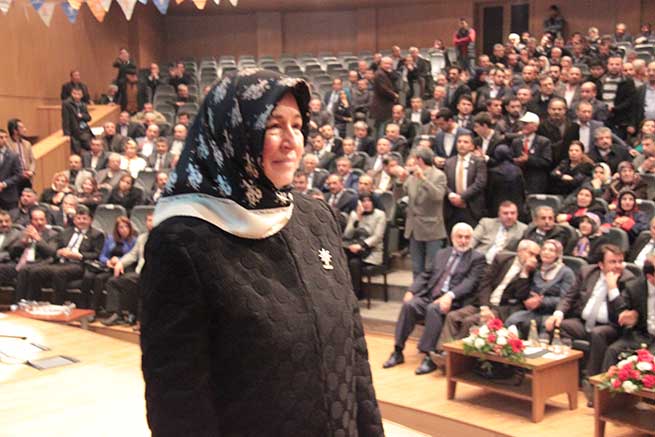 DOĞAN: “YENİ ANAYASA İÇİN 8 MİLLETVEKİLİ” 98