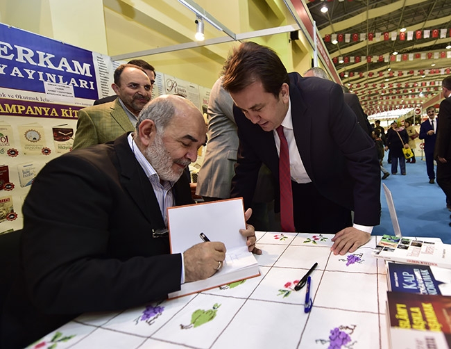 2. Kitap Ve Kültür Fuarı Açıldı 16