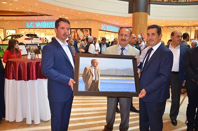 “Kuşlarla Çırpınan Göl” İsimli Resim Sergisi Açılışı Gerçekleştirildi 7