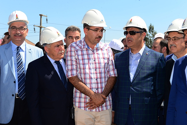 Başbakan Yardımcısı Kaynak İnşaat Alanını İnceledi 13