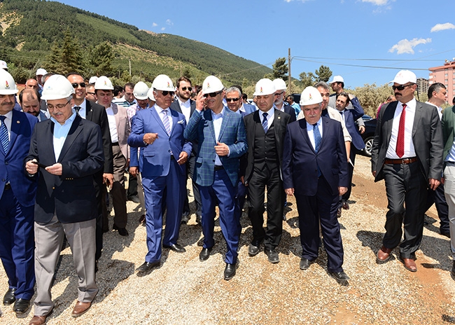 Başbakan Yardımcısı Kaynak İnşaat Alanını İnceledi 6