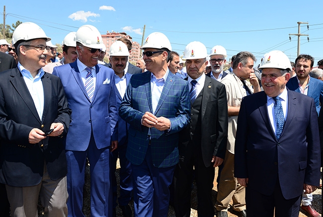 Başbakan Yardımcısı Kaynak İnşaat Alanını İnceledi 7