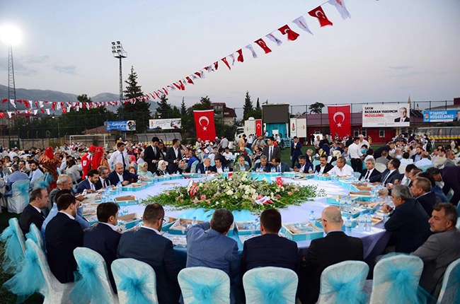 Kahramanmaraş’ın En Büyük İftar Organizasyonunu 17