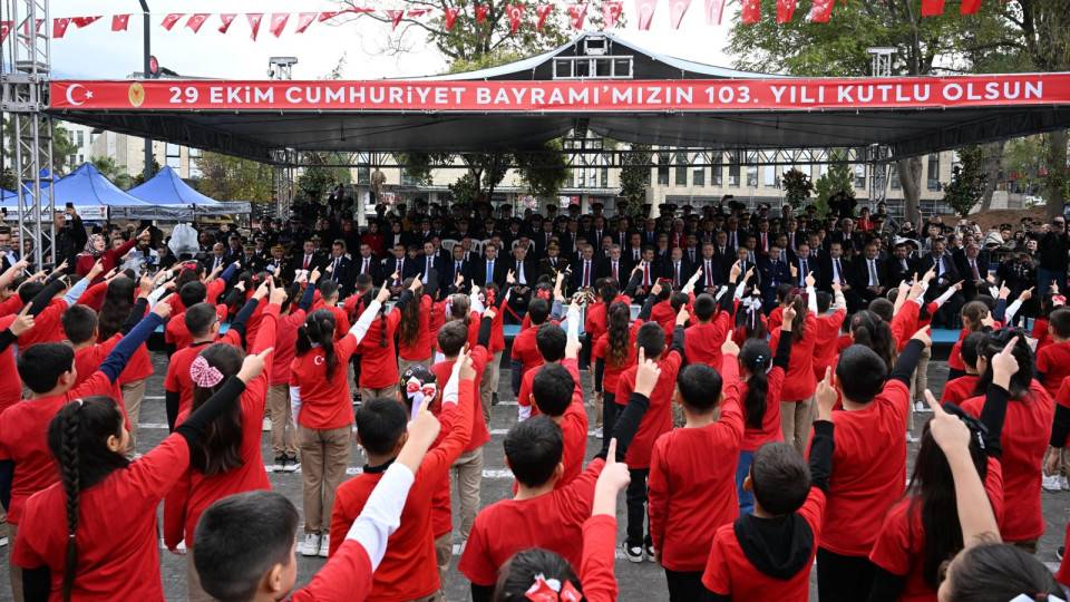 Kahramanmaraş’ta Cumhuriyet Bayramı’nın 103’üncü yılı Coşkuyla kutlandı! 15