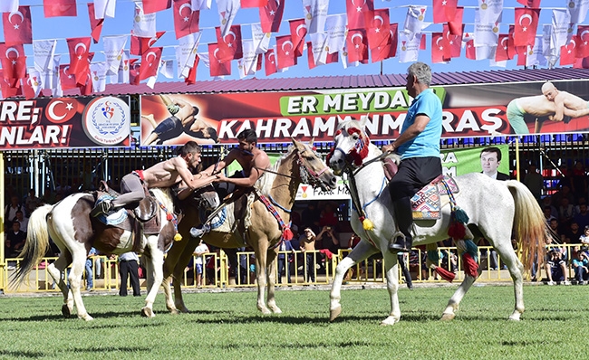 Kahramanmaraş Karakucak Güreşleri 26. Kez Yapıldı 12