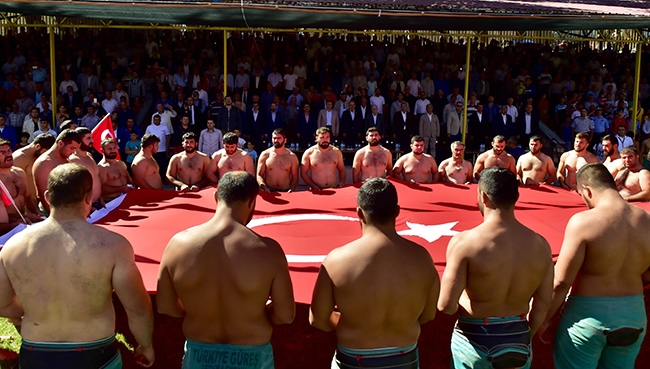 Kahramanmaraş Karakucak Güreşleri 26. Kez Yapıldı 16
