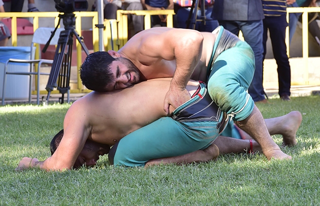 Kahramanmaraş Karakucak Güreşleri 26. Kez Yapıldı 27