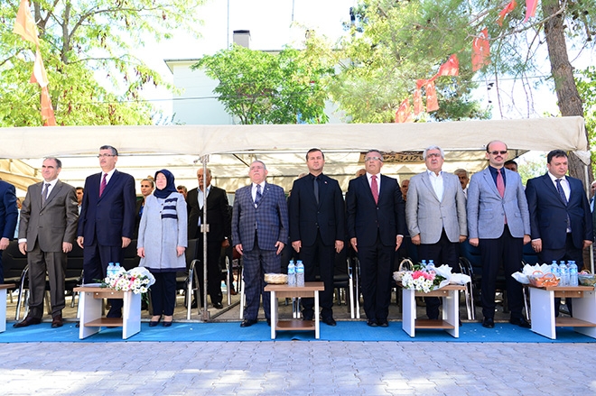 Onikişubat Belediyesi 5 Bilgi Ve Kültür Evini Aynı Anda Hizmete Açtı 9