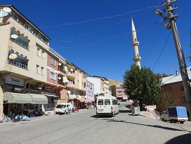 Az gittik uz gittik dere tepe düz gittik 14