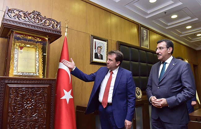 Bakan Tüfenkci’den Büyükşehir’e Ziyaret 4