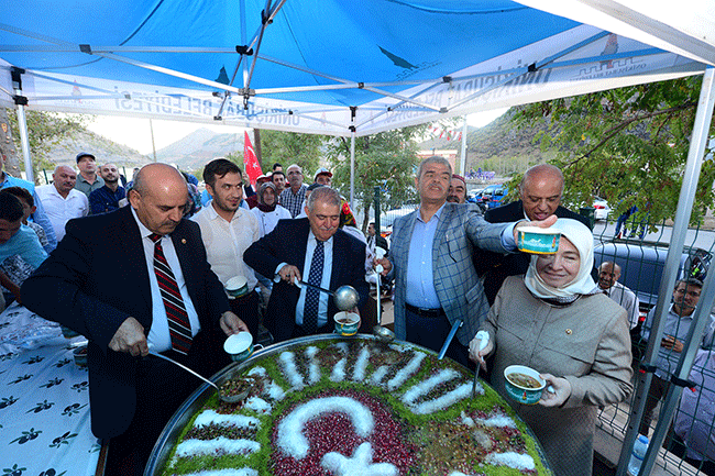 Dönüklü İmam Hatip Ortaokulu eğitime açıldı 17