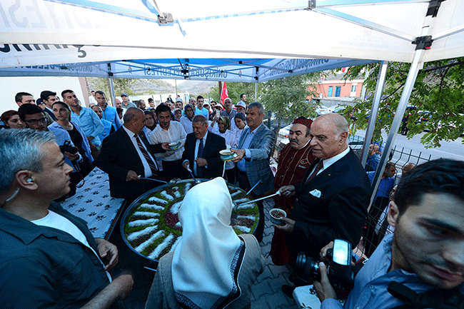 Dönüklü İmam Hatip Ortaokulu eğitime açıldı 19