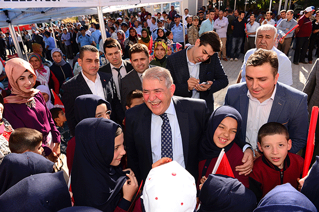 Dönüklü İmam Hatip Ortaokulu eğitime açıldı 9