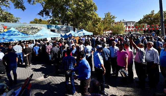 Kahramanmaraş'ta 10 bin kişiye aşure ikramı 12