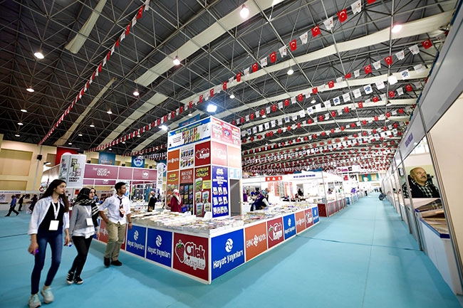 Uluslararası 3. Kitap ve Kültür Fuarı açıldı 20