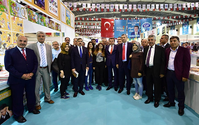 Uluslararası 3. Kitap ve Kültür Fuarı açıldı 5