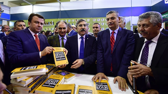 Uluslararası 3. Kitap ve Kültür Fuarı açıldı 8