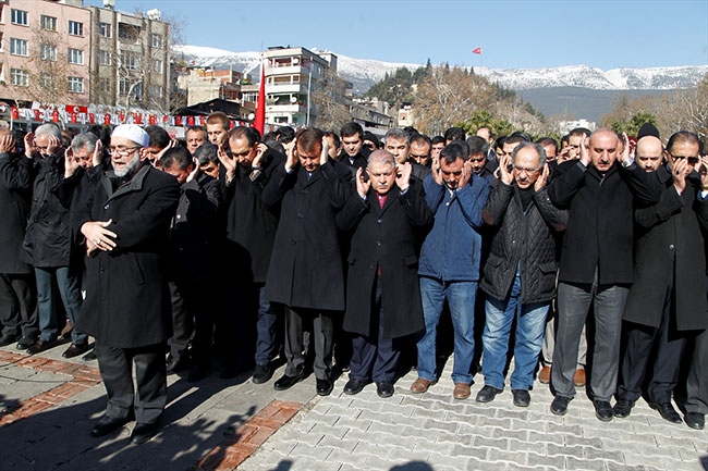 Kahramanmaraş teröre karşı tek yürek oldu 1