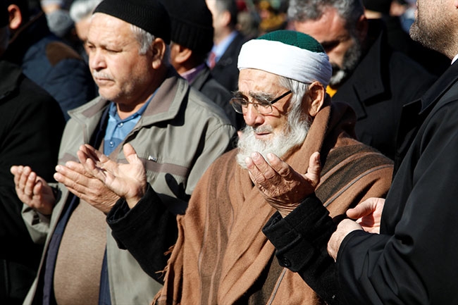 Kahramanmaraş teröre karşı tek yürek oldu 9