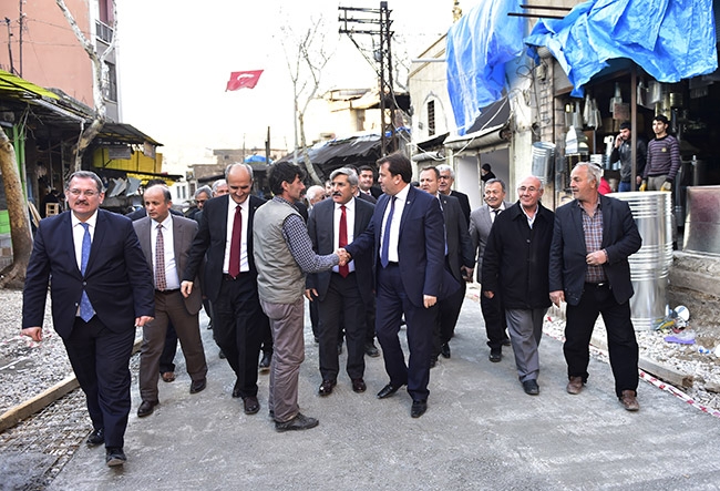 Bakan Yardımcısı Yayman, Demirciler Çarşısı’nı gezdi 10